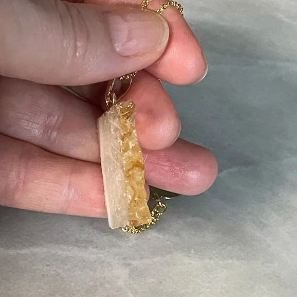 14K Gold Plated Raw Citrine Slice Pendant Necklace - Picture 10 of 12